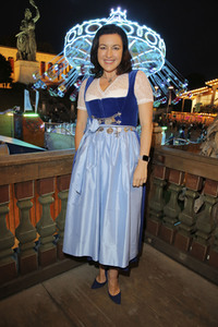 In Käfers Wiesn Schänke auf dem Oktoberfest 2019 in München