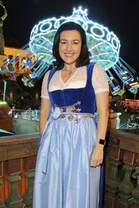 In Käfers Wiesn Schänke auf dem Oktoberfest 2019 in München