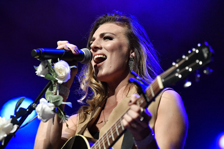 Konzet von Twinnie Lee Moore in Berlin