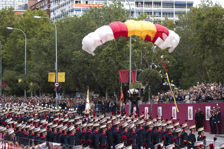 Militärparade zum spanischen Nationalfeiertag in Madrid
