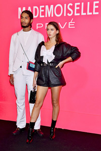 Ausstellungseröffnung Chanel Mademoiselle Privét in Tokio