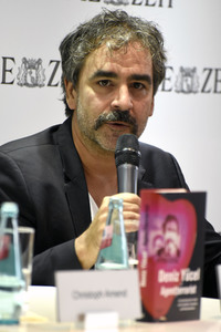 Deniz Yücel auf der Frankfurter Buchmesse 2019