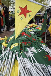 Demonstration gegen die türkische Militär-Offensive in Nordsyrien in Köln