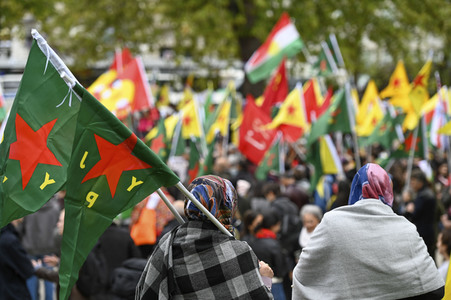 Demonstration gegen die türkische Militär-Offensive in Nordsyrien in Köln