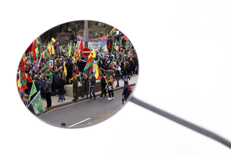 Demonstration gegen die türkische Militär-Offensive in Nordsyrien in Köln