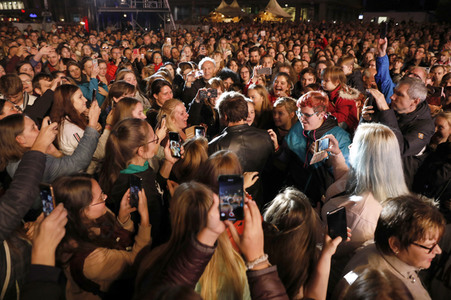 Solidaritätskonzert 'Halle zusammen' in Halle