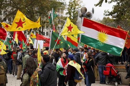 Demonstration gegen die türkische Militär-Offensive in Nordsyrien in Köln
