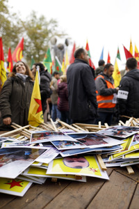 Demonstration gegen die türkische Militär-Offensive in Nordsyrien in Köln