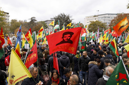 Demonstration gegen die türkische Militär-Offensive in Nordsyrien in Köln