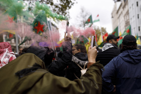 Demonstration gegen die türkische Militär-Offensive in Nordsyrien in Köln