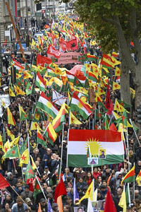 Demonstration gegen die türkische Militär-Offensive in Nordsyrien in Köln