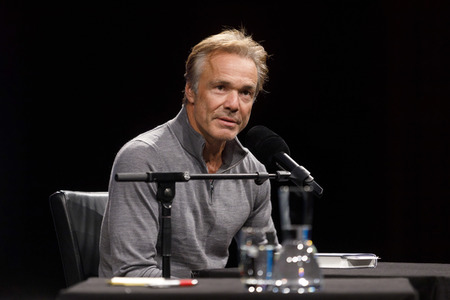 Lit.cologne Spezial mit Hannes Jaenicke in Köln