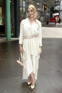 Filmpremiere 'Unsere Lehrerin, die Weihnachtshexe' in Hamburg