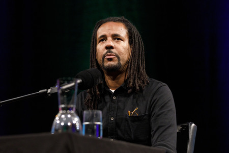 Lit.cologne Spezial mit Colson Whitehead und Jens Harzer in Köln