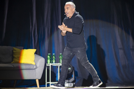Auftritt von Cesar Millan in Erfurt