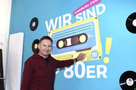 Peter Illmann im 80er Café in Hamburg