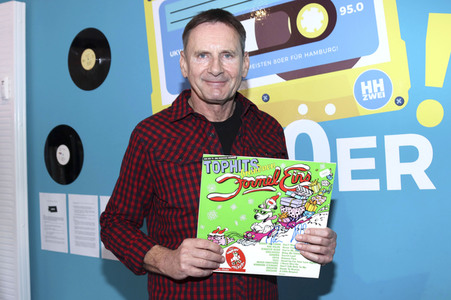 Peter Illmann im 80er Café in Hamburg