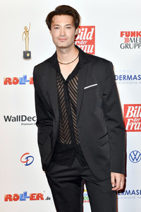 Goldene Bild der Frau 2019 in Hamburg