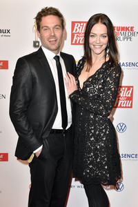 Goldene Bild der Frau 2019 in Hamburg