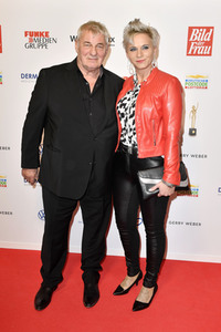 Goldene Bild der Frau 2019 in Hamburg