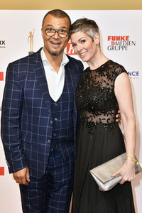 Goldene Bild der Frau 2019 in Hamburg