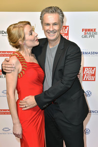 Goldene Bild der Frau 2019 in Hamburg