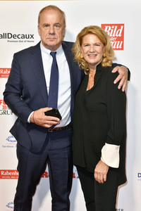 Goldene Bild der Frau 2019 in Hamburg