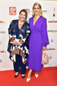 Goldene Bild der Frau 2019 in Hamburg