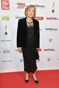 Goldene Bild der Frau 2019 in Hamburg