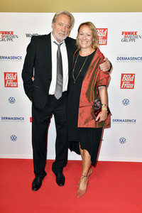 Goldene Bild der Frau 2019 in Hamburg