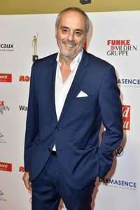 Goldene Bild der Frau 2019 in Hamburg