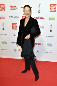 Goldene Bild der Frau 2019 in Hamburg