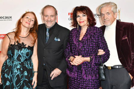 Goldene Bild der Frau 2019 in Hamburg