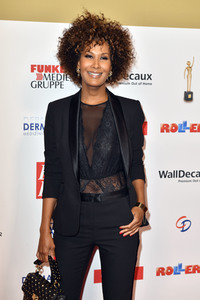 Goldene Bild der Frau 2019 in Hamburg