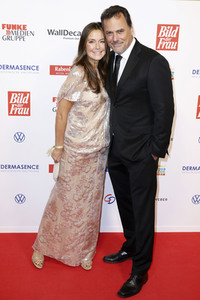 Goldene Bild der Frau 2019 in Hamburg