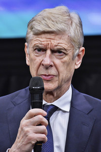 Pressegespräch mit Arsene Wenger in Tokio