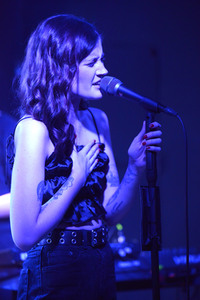 Konzert von Madeline Juno in Hannover