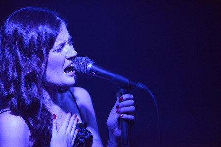 Konzert von Madeline Juno in Hannover