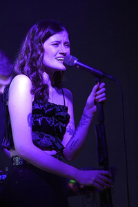 Konzert von Madeline Juno in Hannover