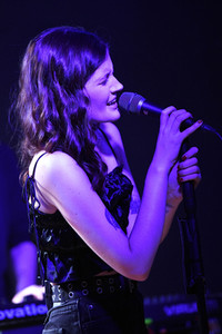 Konzert von Madeline Juno in Hannover