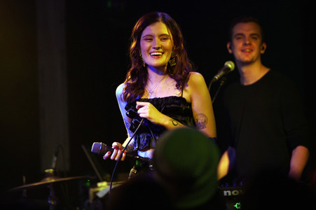 Konzert von Madeline Juno in Hannover