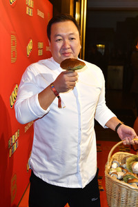 Place To B Playing for Charity in Berlin