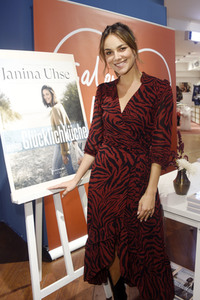 Signierstunde mit Janina Uhse in Berlin