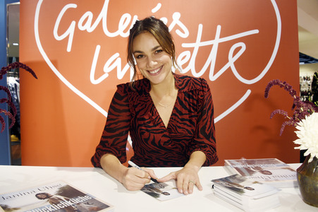 Signierstunde mit Janina Uhse in Berlin