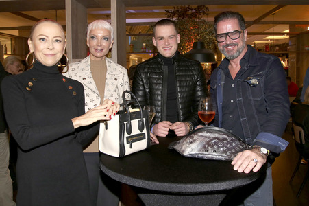 Late Night Shopping Party in Hamburg