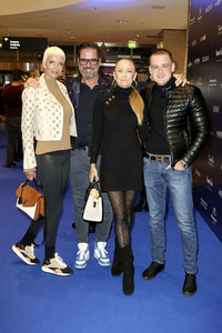 Late Night Shopping Party in Hamburg