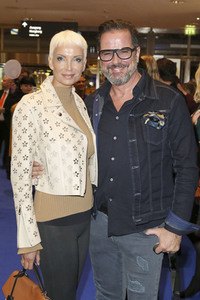 Late Night Shopping Party in Hamburg