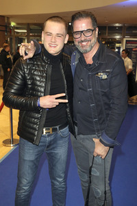 Late Night Shopping Party in Hamburg