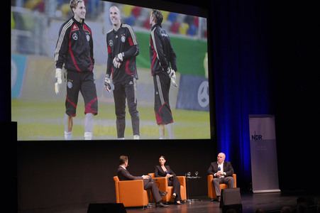 Preview 'Sportclub Story: Robert Enke - Auch Helden haben Depression' in Hannover