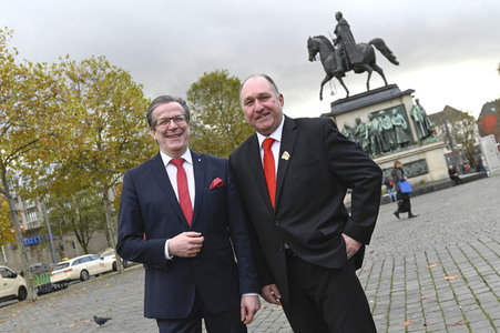 Fototermin zur Sessionseröffnung 2019 des Kölner Karnevals in Köln